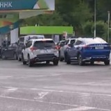 Ресейліктер жанармай үшін Қазақстанға ағылып жатыр