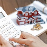 Алматы мен Шымкентте тұрғын үй бағасы төмендеп кеткен