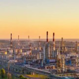 Украина Ярославльдағы ірі мұнай өңдеу зауытына дрондармен шабуыл жасады