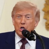 Трамп Иранға қарсы теңіз блокадасының қайта енгізілетінін мәлімдеді