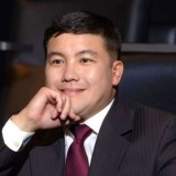 "Қырқынан шығарған баласымен": Тұрсынбек Қабатов желідегі парақшасында күтпеген жазба жариялады