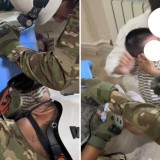 Жезқазғанда екі жасар баланың басы пластик ыдысқа кіріп кетіп, шықпай қалған