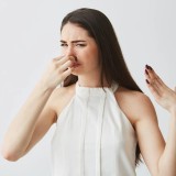 Іштегі желді ұзақ ұстау қандай қауіпке әкелуі мүмкін: Дәрігер түсіндірді