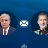 Президент Испания Королі VI Фелипені құттықтады