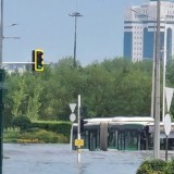 Астанада нөсер жаңбыр мен бұршақ жауып, бірқатар көшені су басты (ВИДЕО)