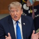 Трамп: АҚШ пен Израиль Иранға соққы жасауды кейінге қалдырды