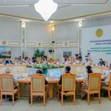Өскеменде сарапшылар сайлау және өңірлік даму мәселелерін талқылады