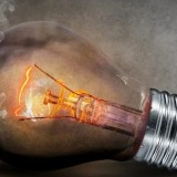 Тайфун салдарынан Токиода 26 мыңнан астам үй жарықсыз қалды