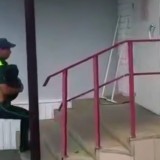 Абай облысында полицейлер қансырап жатқан баланы шұғыл ауруханаға жеткізді