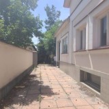 Шымкентте Тоқтар Төлешовпен байланысты компанияның үйі аукционға қойылды
