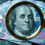 Биржада доллар бірден 3 теңгеден астамға арзандады