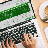 Қазақстандықтар eGov.kz пен «Е-Өтініштің» жұмысына шағымданды