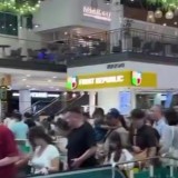 Алматыдағы MEGA-да төтенше жағдай болып, адамдар эвакуацияланды