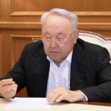 Нұрсұлтан Назарбаев денсаулығына байланысты үйінде дауыс берді