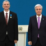 Халықаралық олимпиада: Ұстаздар мен тәлімгерлер жоғары мемлекеттік наградалармен марапатталды