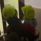 Алматыда өрт шыққан үйден 127 адам құтқарылды