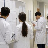 Қазақстандық дәрігерлер резидентурадағы орын тапшылығына шағымданды