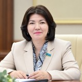 Жұлдыз Сүлейменова ата-аналар чатындағы дауға нүкте қойды