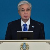 Қазақстанда ең төменгі жалақы 100 мың теңгеге дейін өседі – Тоқаев