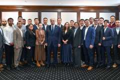 Президент АҚШ-тағы қазақстандық ІТ мамандармен кездесті