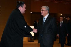 Президент Токиода кәсіпқой сумошы Ерсін Балтағұлмен кездесті