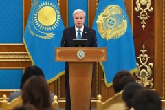 Тоқаев әйелдер қауымын 8 наурыз мерекесімен құттықтады