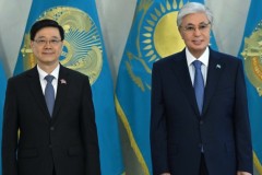 Тоқаев Гонконг әкімшілігінің басшысымен кездесті