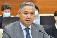 «Ақ жол» партиясының басшысы Азат Перуашев қызметінен кетеді