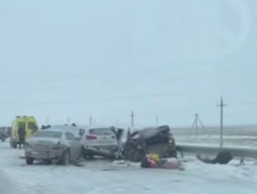 Ақмола облысында ірі жол-көлік оқиғасы: бір адам қаза тауып, екеуі жарақат алды