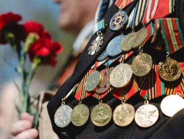 Астана мен Алматыда Отан соғысының ардагерлеріне төлемақы берілді