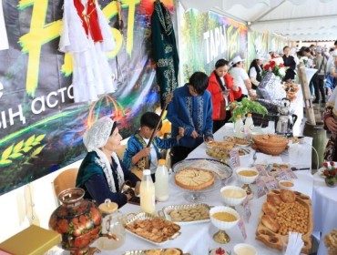 «Ақтөбе – тарының астанасы» гастрофестивалі қонақтарды ұлттық дәстүрлердің бай мұрасымен таныстырды