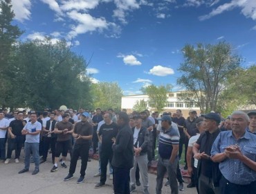 Руслан Өскенәлі Оңтүстік Жезқазған кенішінің еңбек ұжымымен кездесу өткізді