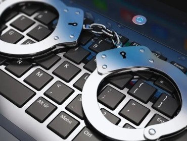 Алматыда атышулы Kizdar.net порталының ұсталды