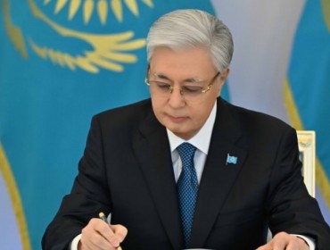 Президент бірқатар заңға қол қойды