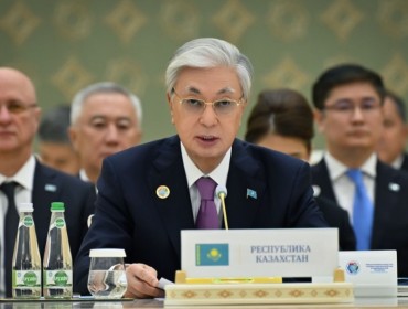Тоқаев Қазақстанның транзиттік әлеуетін арттыратын стратегиялық жобаларды атады