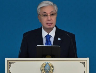 Қазақстанда ең төменгі жалақы 100 мың теңгеге дейін өседі – Тоқаев