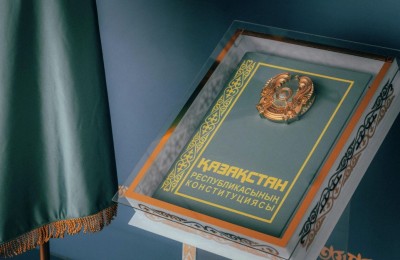 Конституциялық комиссияның алтыншы отырысы - Live-трансляция /видео/