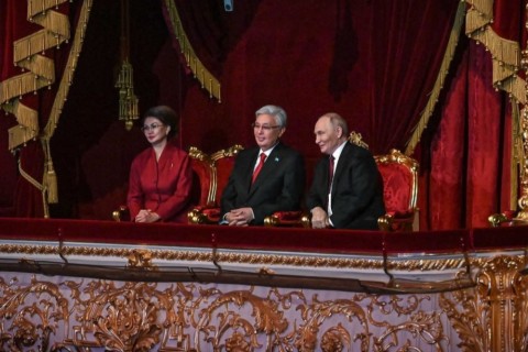 Қазақстан мен Ресей президенттері гала-концертті тамашалады