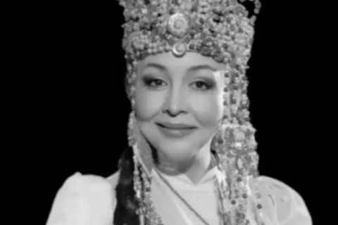 Әнші Гүлзира Бөкейхан өмірден өтті