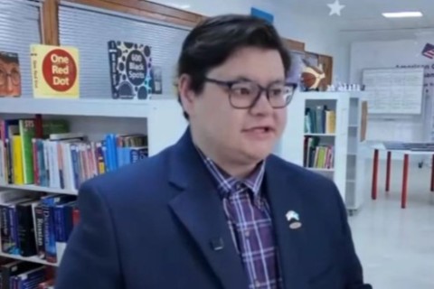 Америкалықтар асырап алған қазақ баласы 20 жылдан кейін елге оралды