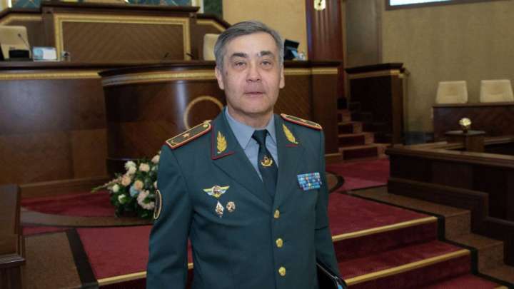 Министр Ермекбаев отставкаға кете ме?