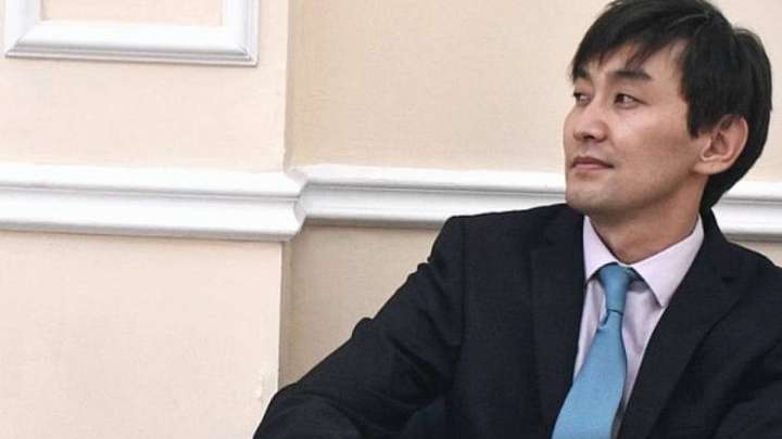 Мирас Асан. Іші пысқан қаладағы жыр