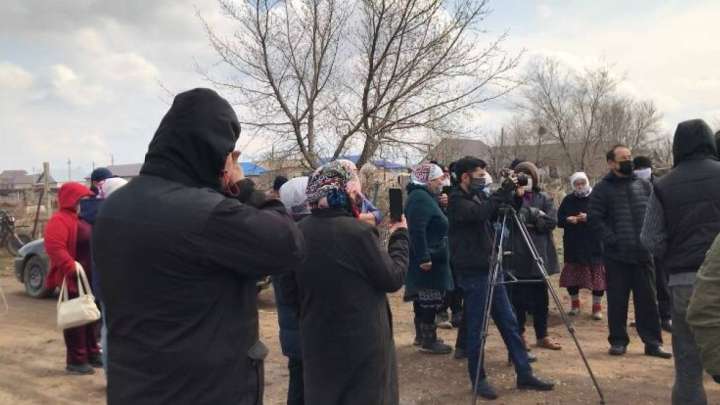 Әкім келмейді: Ақтөбе тұрғындары он күннен бері азық-түліксіз отыр