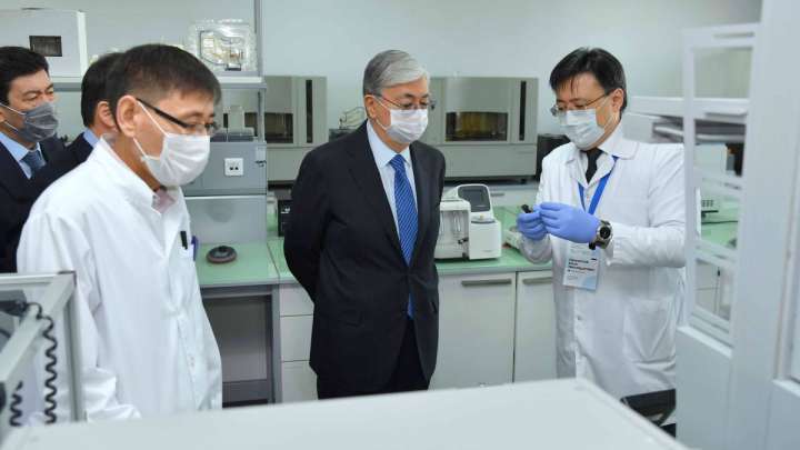 Тоқаевқа хат. Дәрігерлерін айыптап отырған Қазақстан ғана