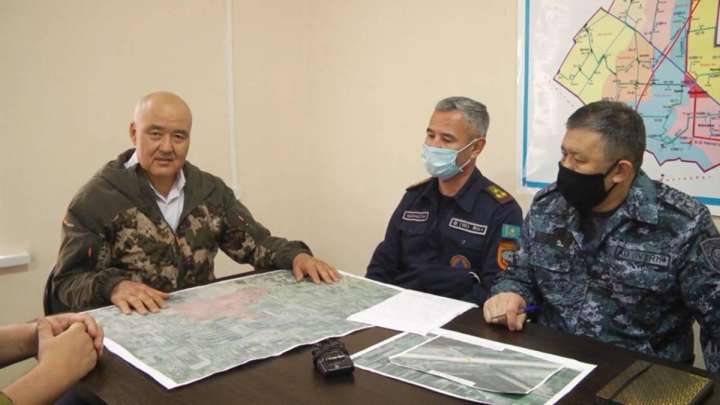 Шөкеев: "Бізге техника керек, Асқар Ұзақбайұлы"