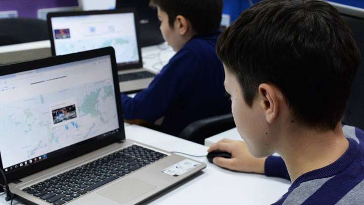 Қашықтан оқыту: Оқушылар БЖБ мен ТЖБ-ны қалай тапсырады?