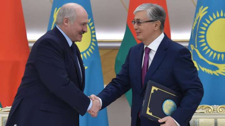 Лукашенко: Тоқаевтың арқасында