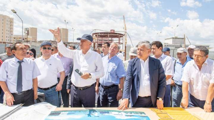 Баталов құрылыстағы былықты біле ме?