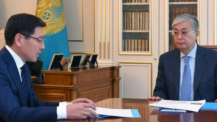 Президент Мәмидің күйеубаласына ескерту жасады