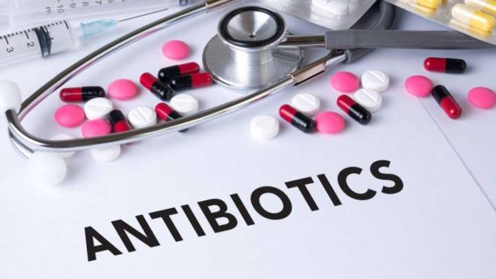 Жұрт жаппай сатып алып жатқан антибиотиктер қаншалықты пайдалы?